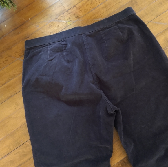 Size 16 petiteBrown Northern reflections corduroy pants - Picture 9 of 16